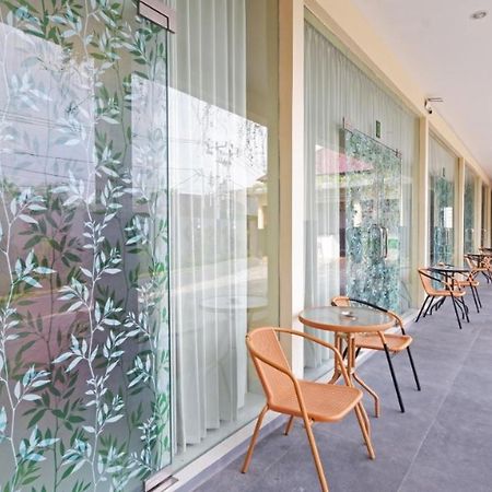 V Canggu Dormitory ภายนอก รูปภาพ