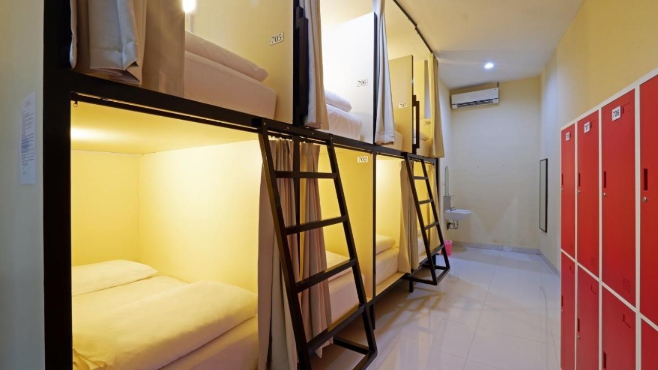 V Canggu Dormitory ภายนอก รูปภาพ